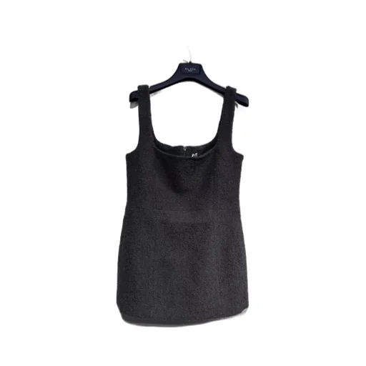 Round-Neck Vest