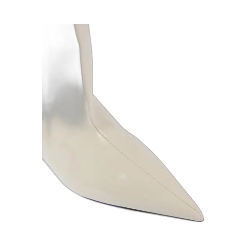 Pointed-Toe Boots
