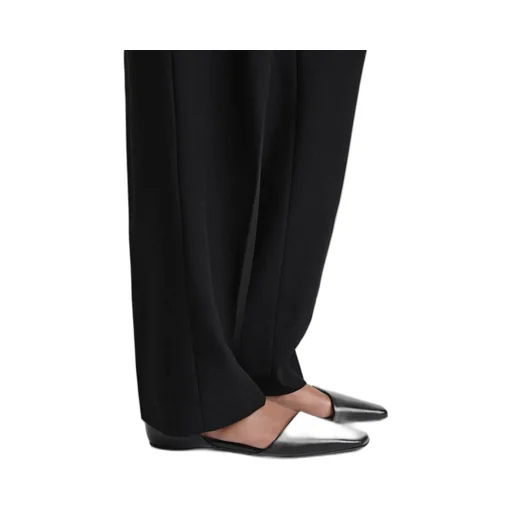 The Asymmetric D'orsay Leather Ballerina Shoes