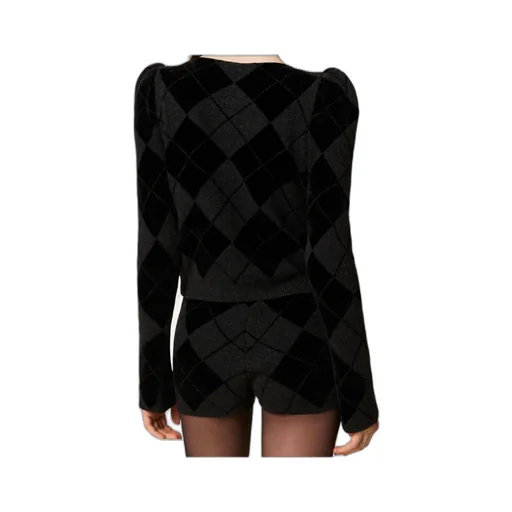 Diamond-Pattern Knit Shorts