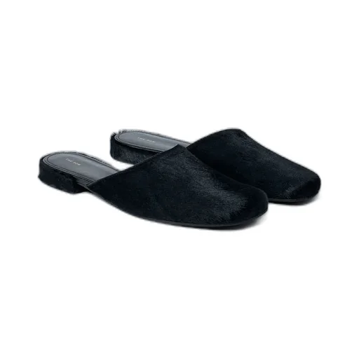 Penelope Mules
