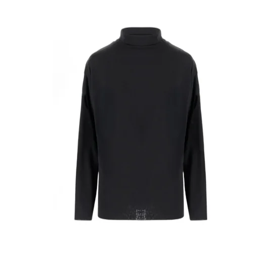 Long-Sleeved Knitwear