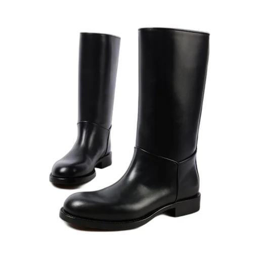 Round-Toe Boots
