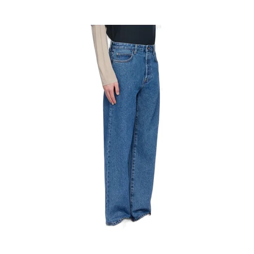 Belt-Loop Jeans