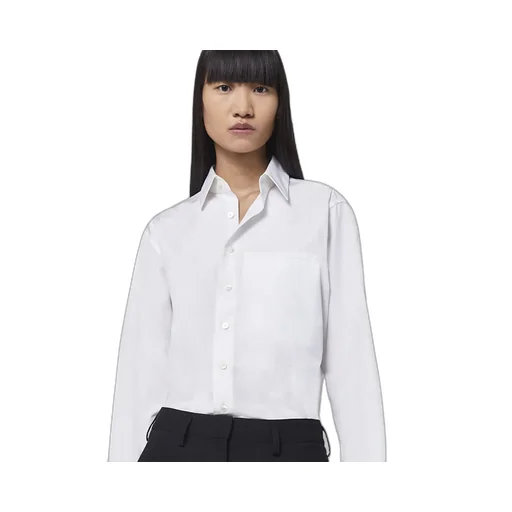 Long-Sleeved Buttoned Shirt