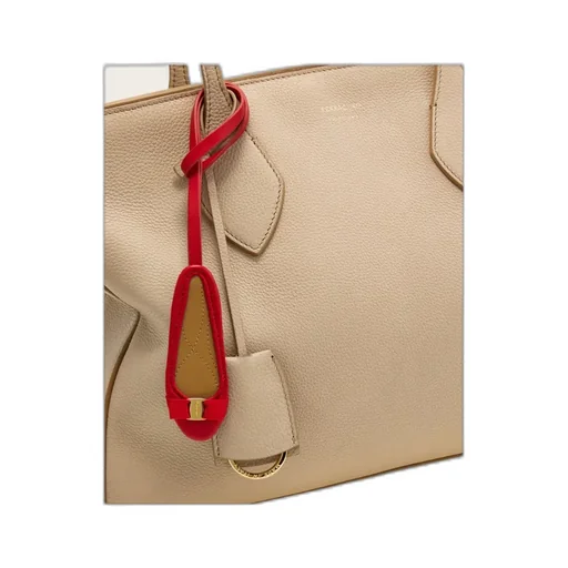 Varina Charm