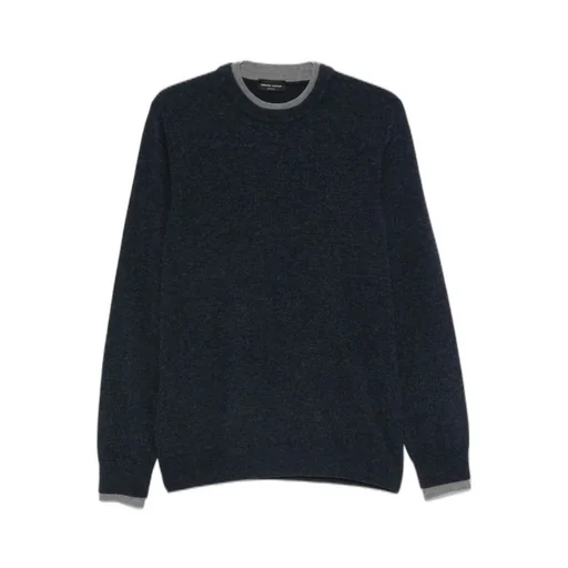 Long-Sleeved Knitwear