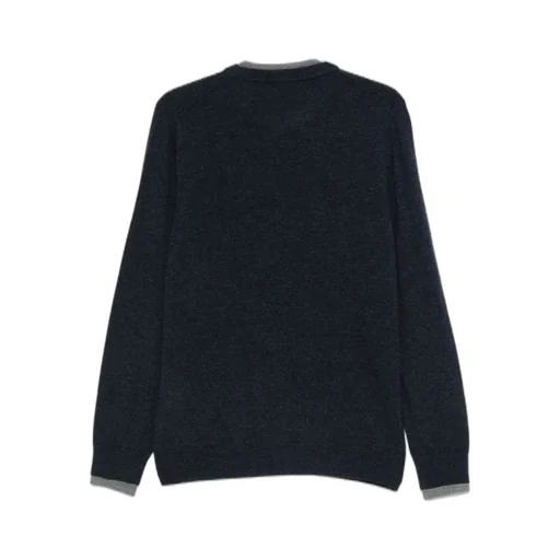 Long-Sleeved Knitwear