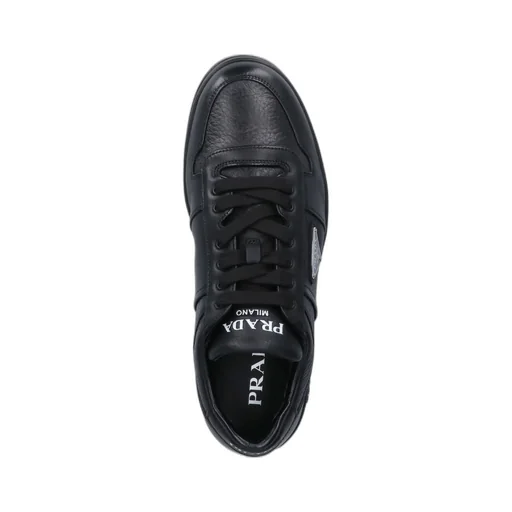 Triangle-Logo Sneakers