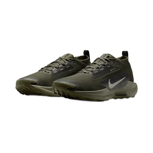 Pegasus Trail 5 Gore-Tex Sneakers