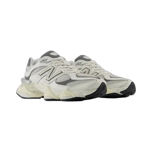 9060 Sneakers