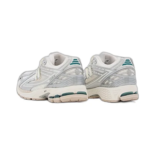 1906R Round Toe Sneakers Silver Metallic