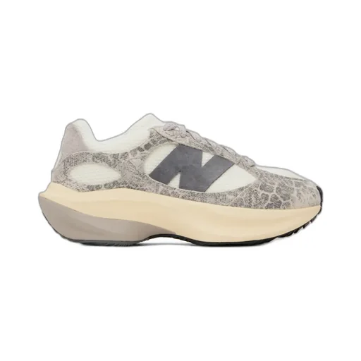 New Balance Logo Patch Sneakers