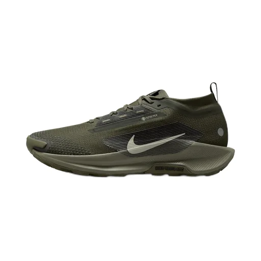 Pegasus Trail 5 Gore-Tex Sneakers