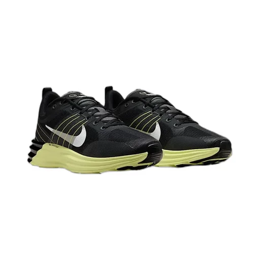 Lunar Roam Sneakers