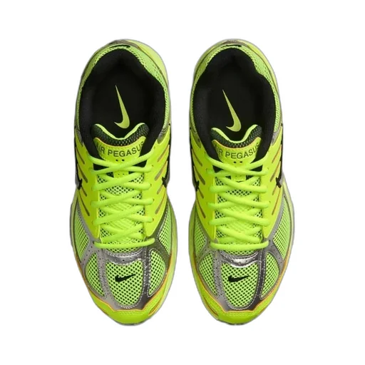 Air Pegasus 2005 Lace-Up Sneakers