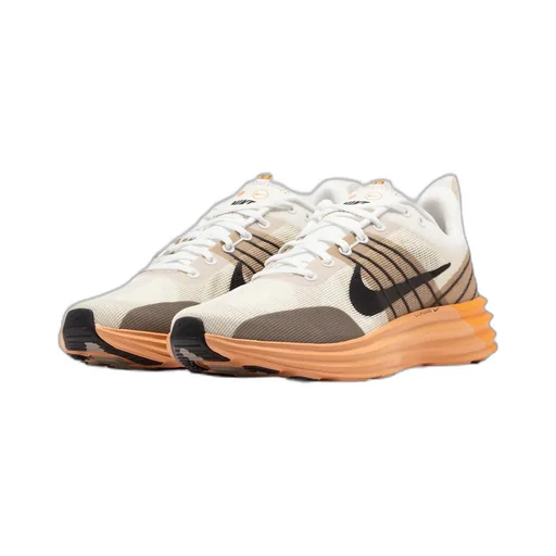 Lunar Roam Sneakers