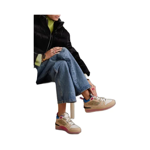 Pivot Mid High-Top Casual Shoes