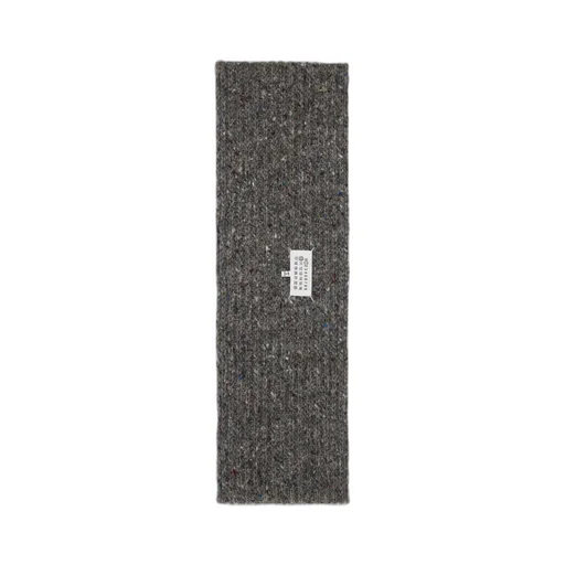 Ribbed Knit Scarf