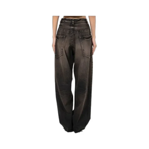Frayed Hem Straight-Leg Jeans