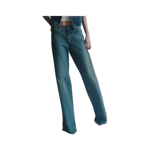 Low-Rise Wide-Leg Jeans