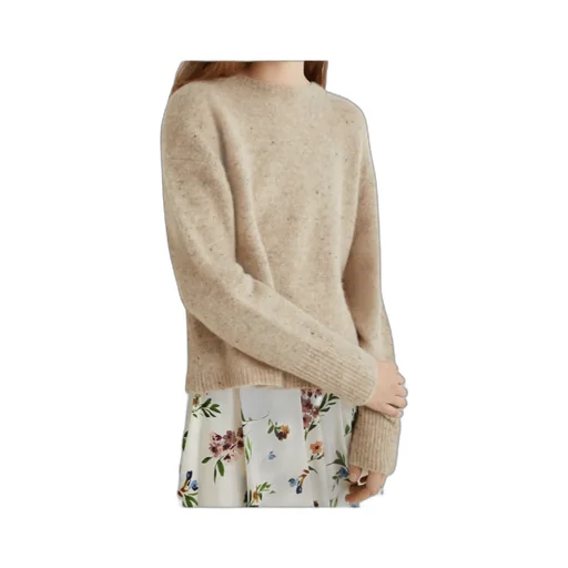 Knop Yarn Sweater