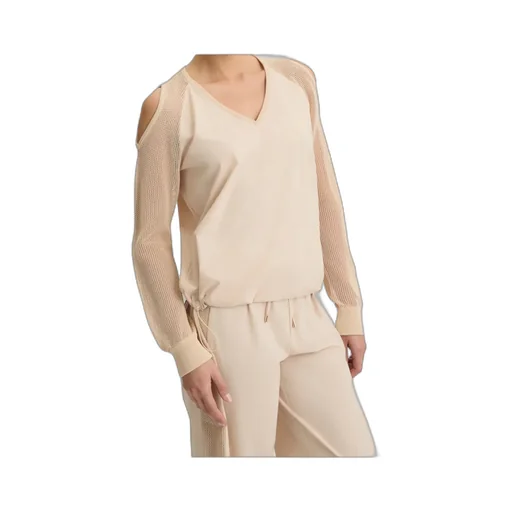 Pullover With Cut-Out Details