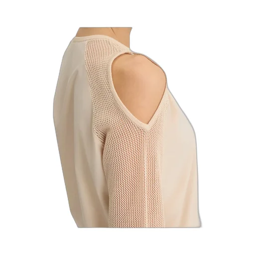 Pullover With Cut-Out Details