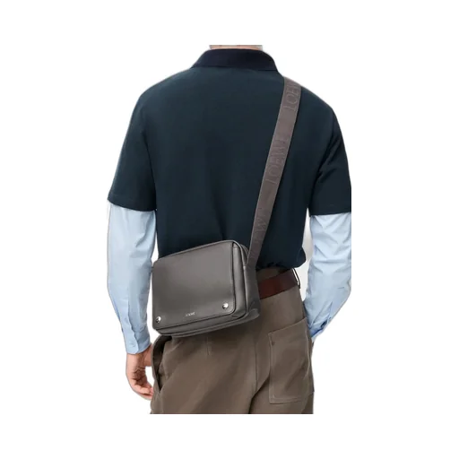 Medium Pebble Messenger Bag In Supple Grained Calfskin