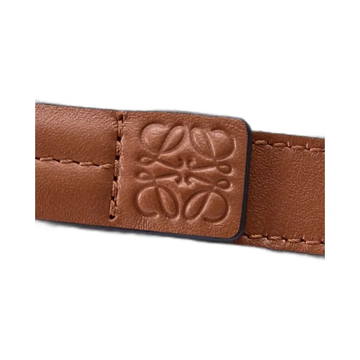 Compact Zip Wallet In Soft Grained Calfskin