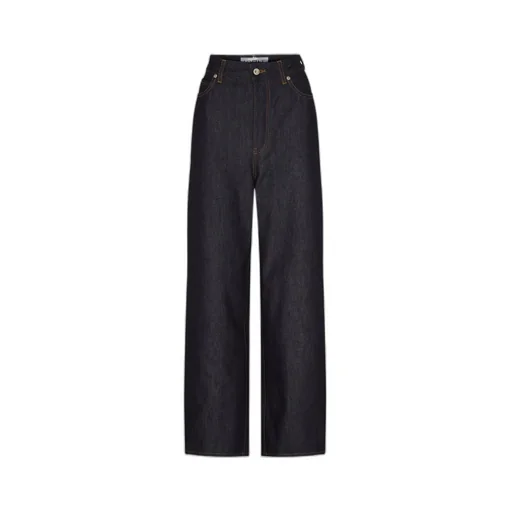 High-Waist Jeans