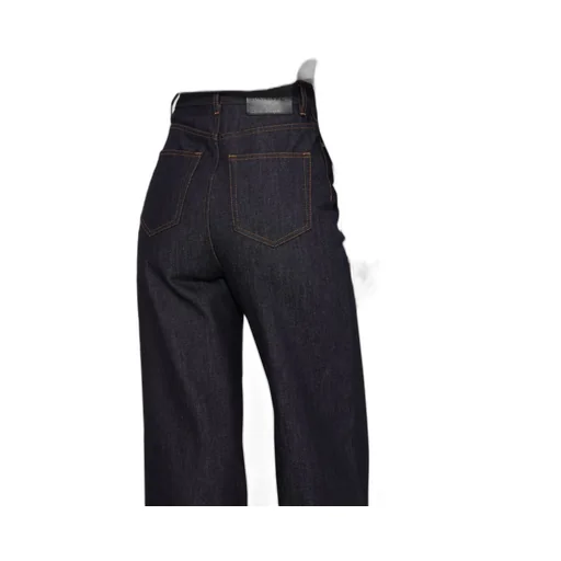 High-Waist Jeans