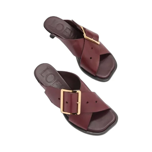 Petal Belt Sandal In Vegetable-Tanned Calfskin