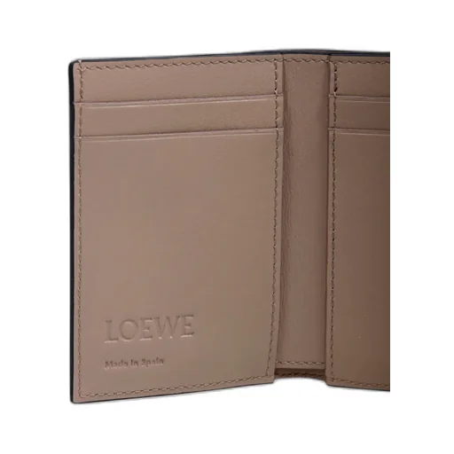 Anagram Trifold Wallet In Pebble Grained Calfskin