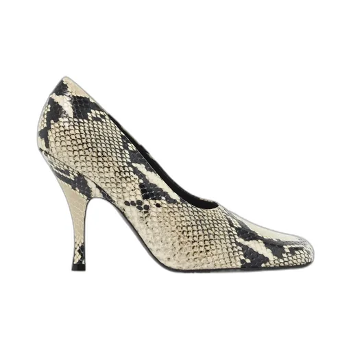 Eva Pumps
