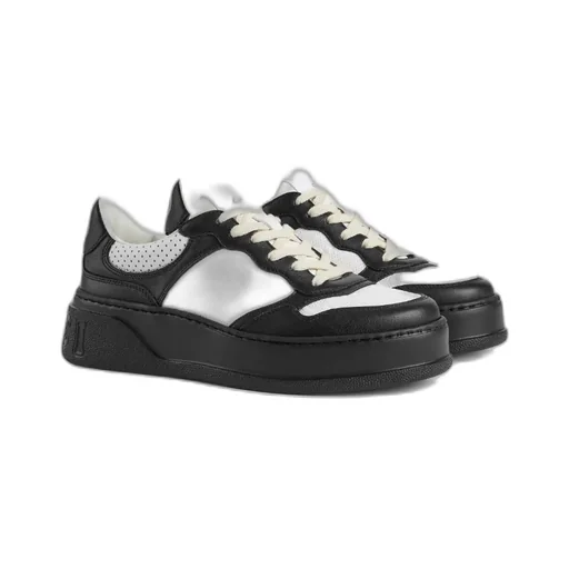 Gg Embossed Low-Top Sneakers