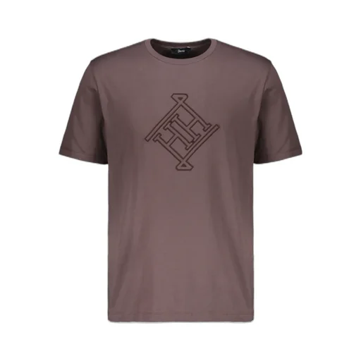 Short-Sleeved T-Shirt