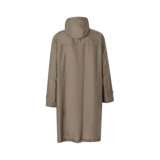 Long-Sleeved Windbreaker
