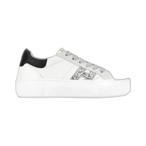 Crosswind Sneakers