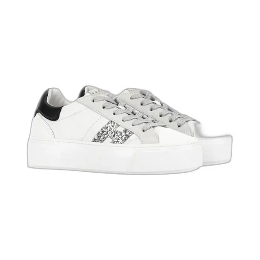 Crosswind Sneakers