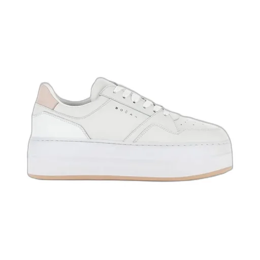 H670 Platform Lace-Up Sneakers