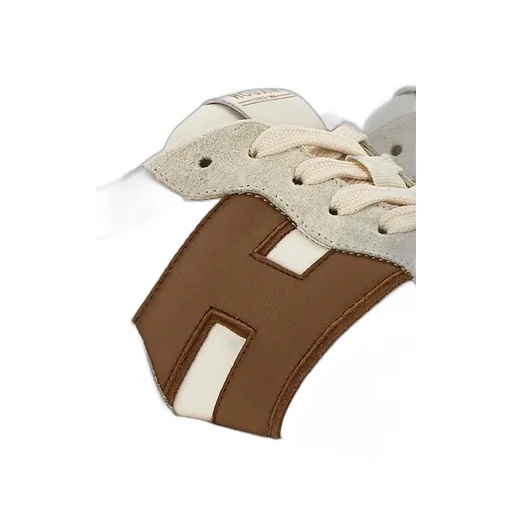 Logo-Detail Sneakers