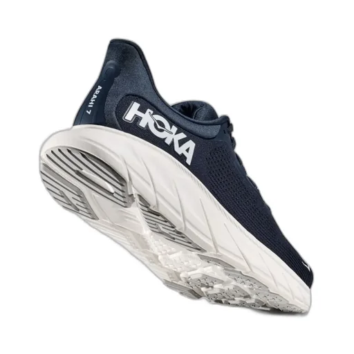 Arahi 7 Sneakers
