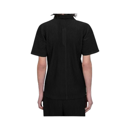 Short-Sleeved T-Shirt