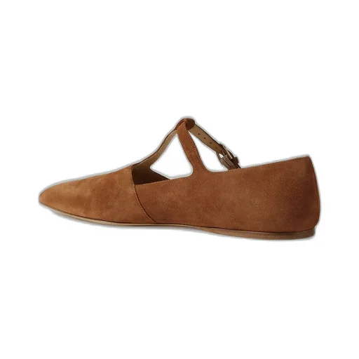 Pointed-Toe Flats