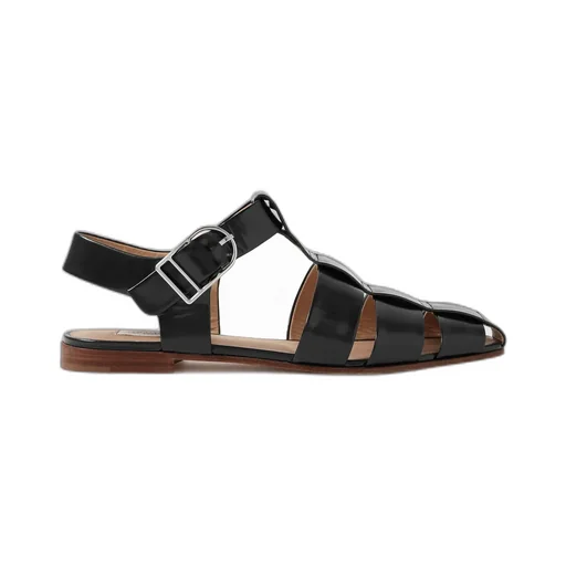 Lynn Flat Sandals