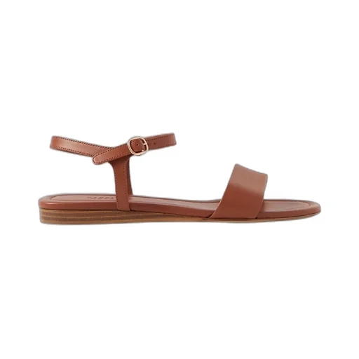 Round-Toe Flat Sandals