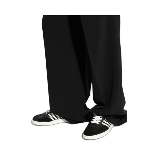 Round Toe Low-Top Sneakers