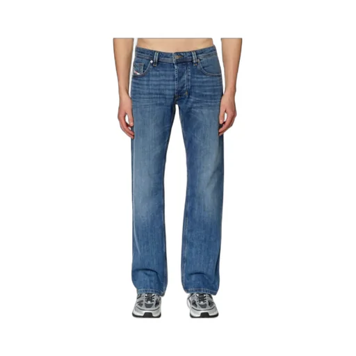 1985 Larkee Straight-Leg Jeans