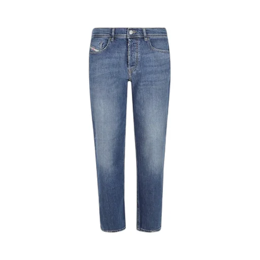 D-Finitive Logo-Plaque Denim Jeans